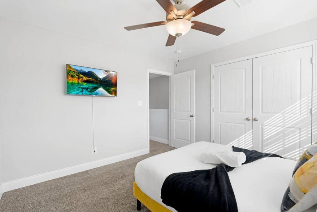 Make Lemonade In Luxury W King Bed And Free Parking Plus 40 Minutes To Nashville Clarksville Kültér fotó