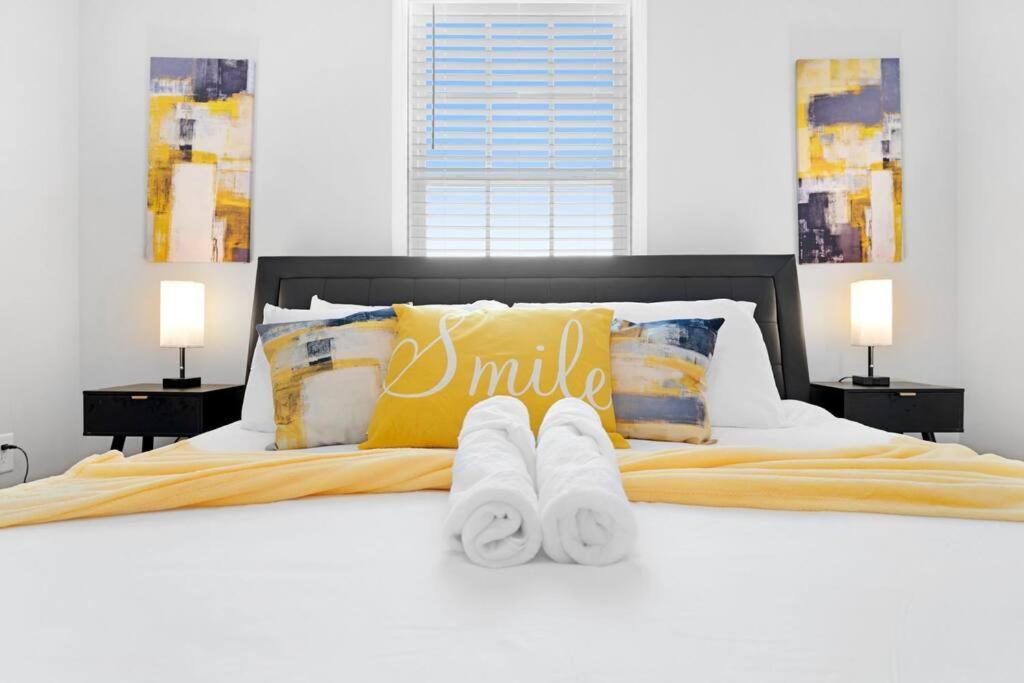 Make Lemonade In Luxury W King Bed And Free Parking Plus 40 Minutes To Nashville Clarksville Kültér fotó